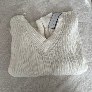 NWT Goodnight Macaroon Slouchy Sweater